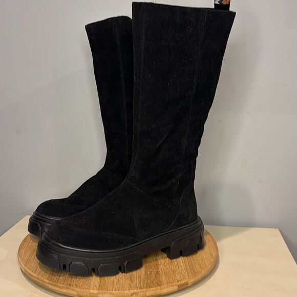 Farm Rio Women's Knee High Vegan Suede Round Toe Tall Lug Boots Black Size 8 NWT - Picture 4 of 12